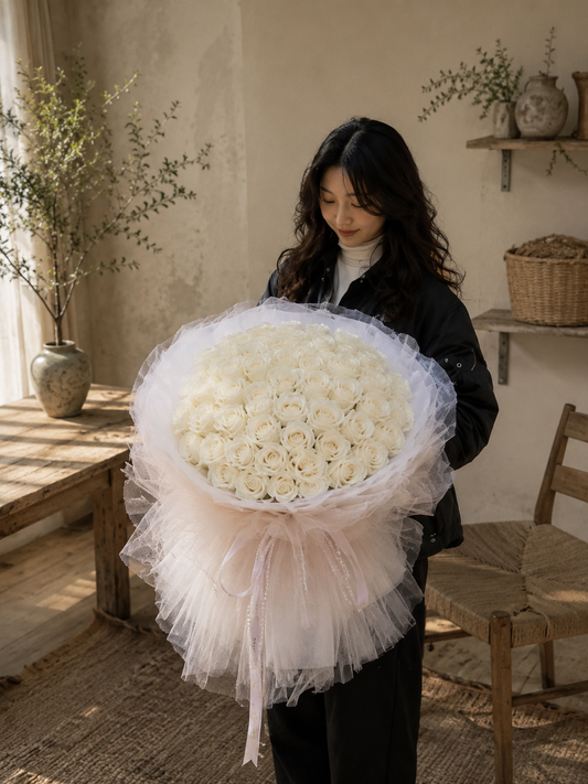 52朵白玫瑰花束~Bouquet of 52 white roses